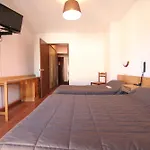 Hotel Logis Restaurant Du Commerce La Canourgue