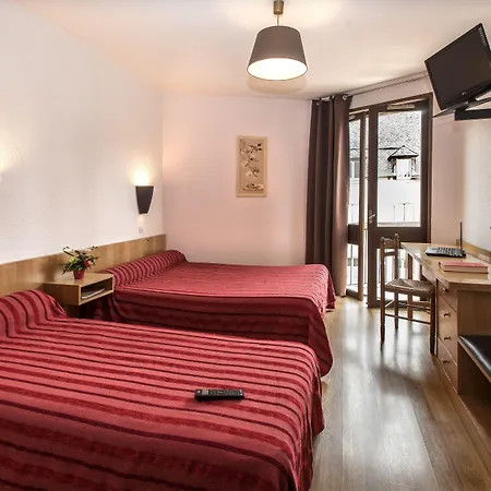 Hotel Logis Restaurant Du Commerce La Canourgue