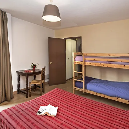 Logis Hotel Restaurant Du Commerce