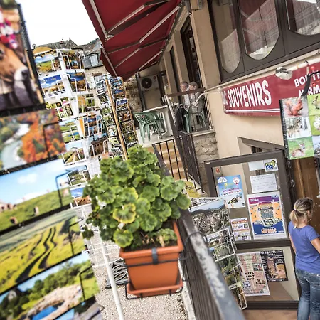 Logis Restaurant Du Commerce Hotel 2*