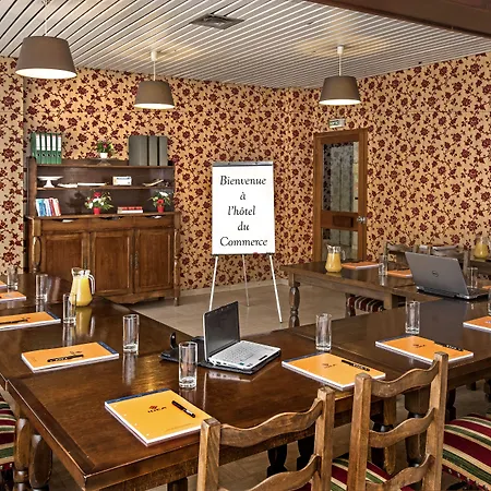 Hotel Logis Restaurant Du Commerce