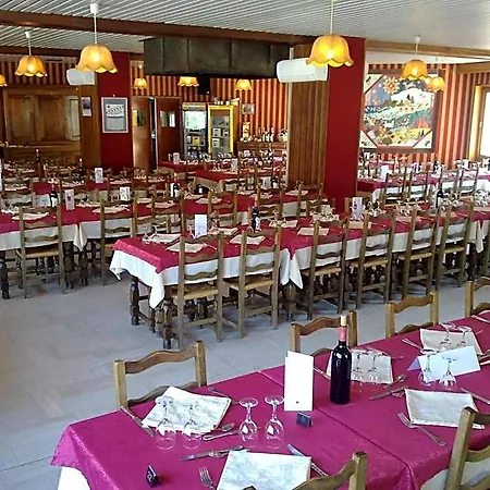 Logis Restaurant Du Commerce 2* 拉卡努尔格
