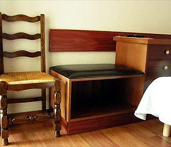 Logis Restaurant Du Commerce Hotel 2*