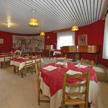 Logis Restaurant Du Commerce La Canourgue