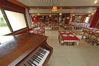 Logis Restaurant Du Commerce 2*