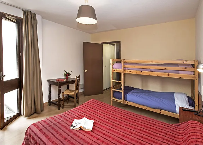 Logis Hotel Restaurant Du Commerce