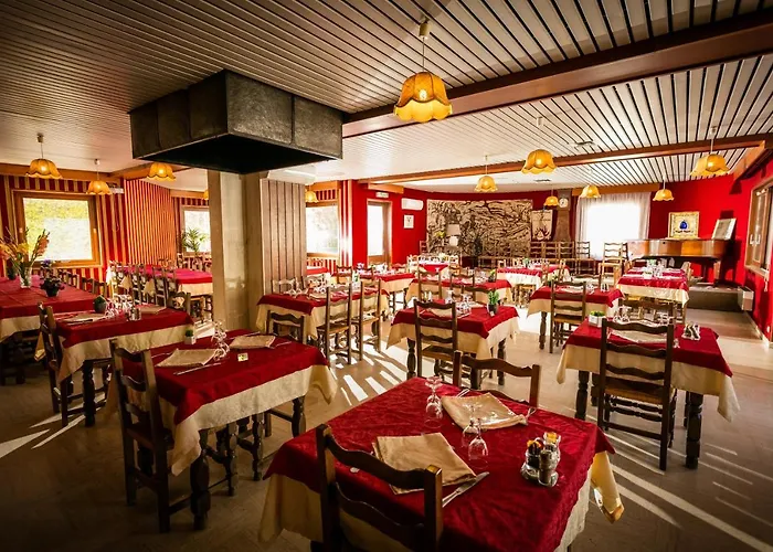 Logis Hotel Restaurant Du Commerce Hotel